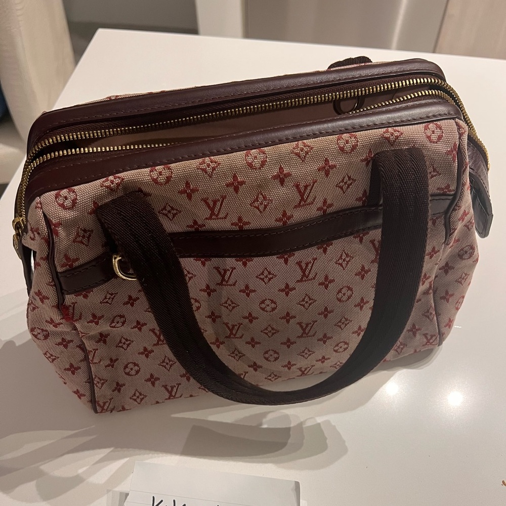 2006 Louis Vuitton burgundy logo bag. Used condition.